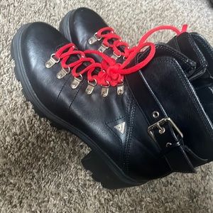 Women Guess boots